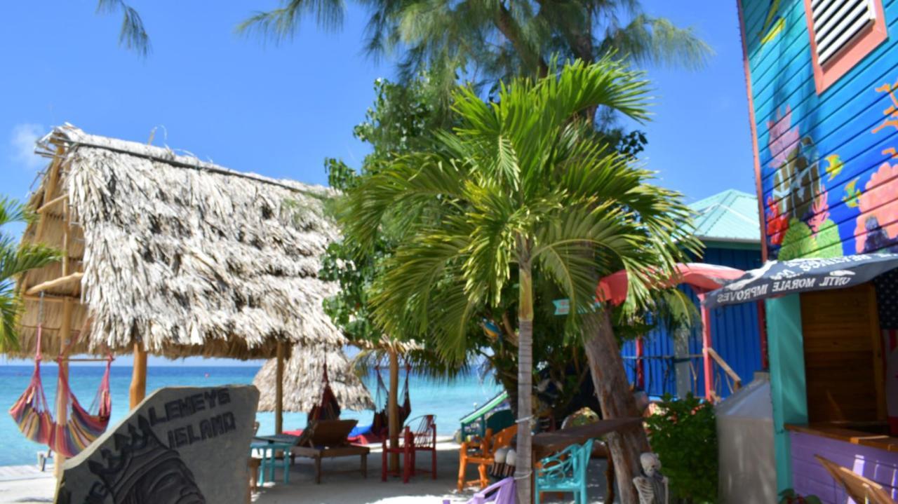 King Lewey'S Island Resort Placencia Exterior foto