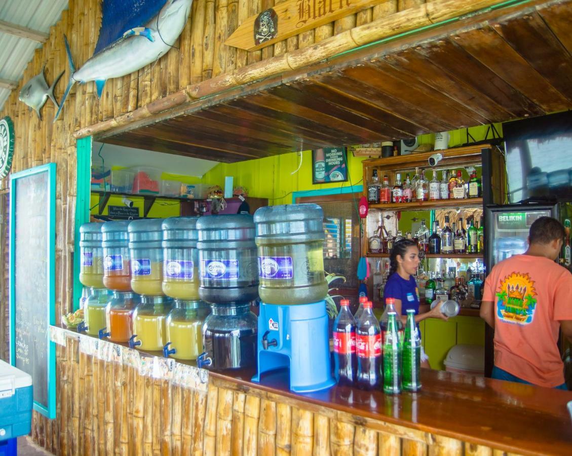 King Lewey'S Island Resort Placencia Exterior foto